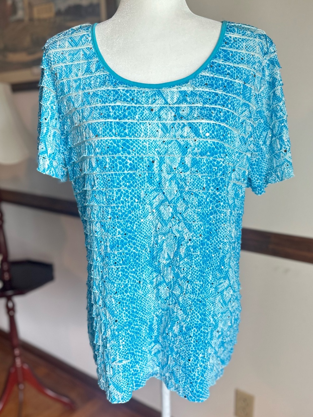 Kim Rogers Womenโs Short Sleeve Teal/White Top Layered Ruffles Sequins Medium